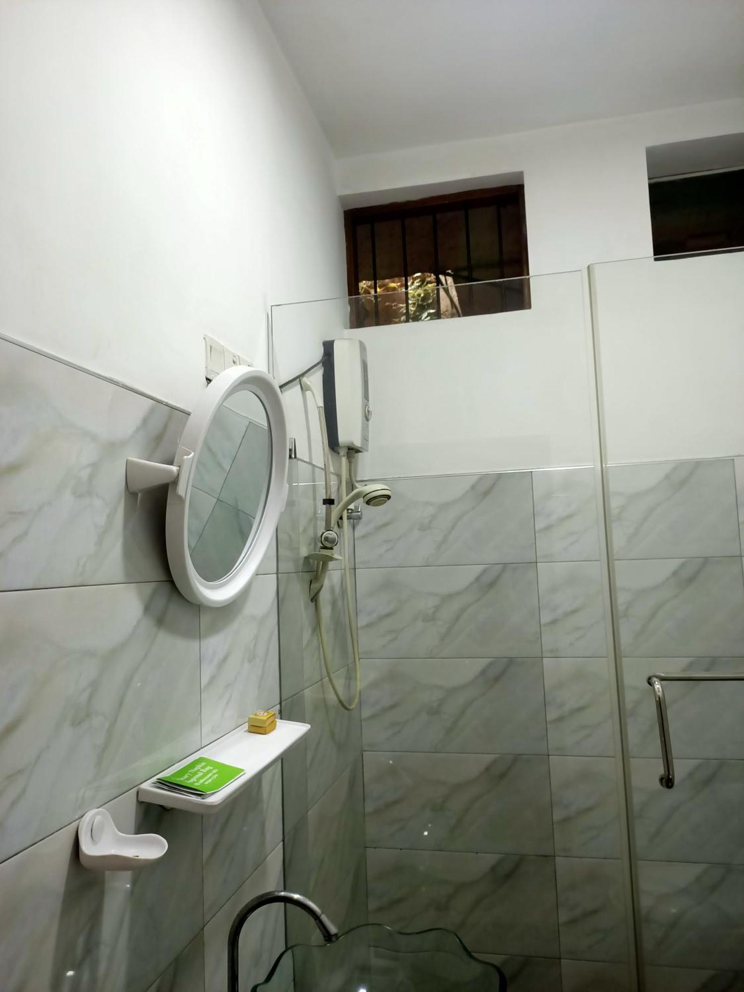 Tenshin Residance. Kandy Habitación foto
